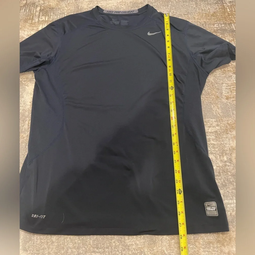Nike Pro Combat XL Fitted Black Athletic Tee T Shirt Short Sleeve Dri-Fit - Picture 6 of 7